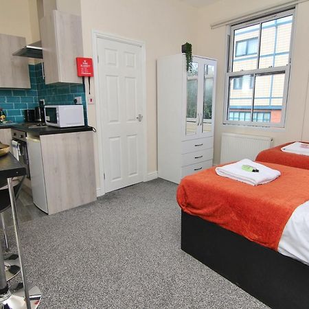 Lovely Twin Bed Studio Near Coventry Shopping Centre Zewnętrze zdjęcie